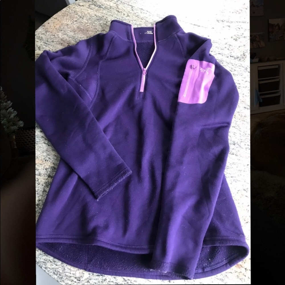 Half zip pull over